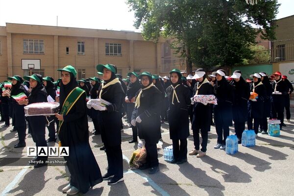 سیل مهربانی همکلاسی‌ها در ناحیه یک ری