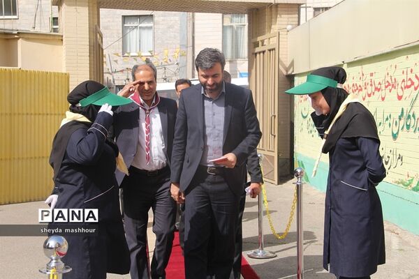 سیل مهربانی همکلاسی‌ها در ناحیه یک ری