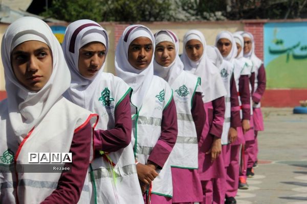 پویش ملی «سیل مهربانی هم‌کلاسی‌ها» در مدرسه بی‌بی شهربانو گلوگاه