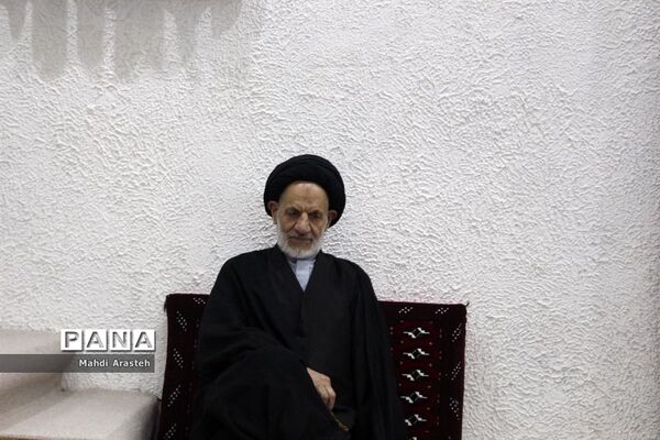 دیدار جوانان سرزمین خورشید با نماینده ولی فقیه در خراسان جنوبی