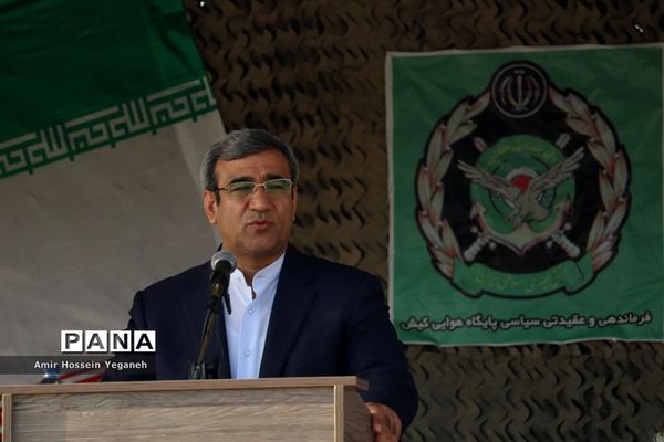 رژه روز ارتش در جزیره کیش