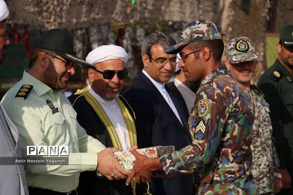 رژه روز ارتش در جزیره کیش