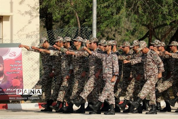 رژه روز ارتش در جزیره کیش