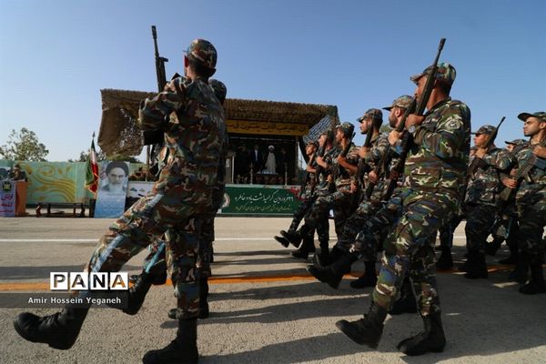 رژه روز ارتش در جزیره کیش