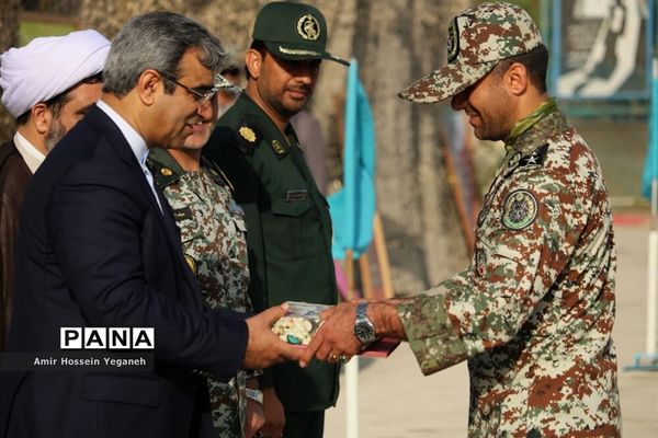 رژه روز ارتش در جزیره کیش