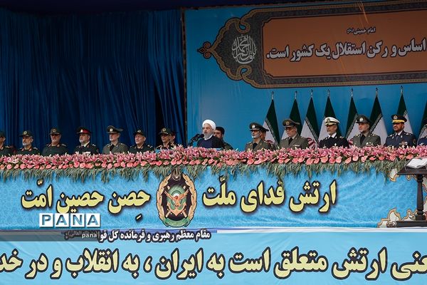 مراسم رژه روز ارتش