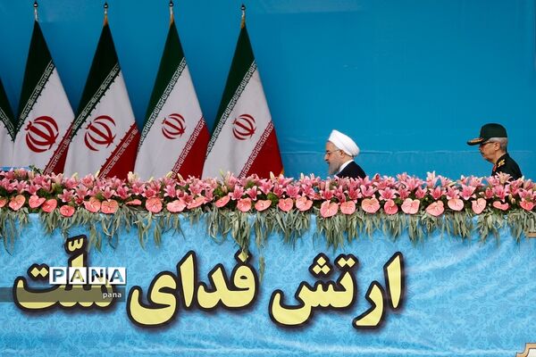 مراسم رژه روز ارتش