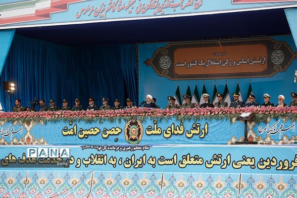 مراسم رژه روز ارتش