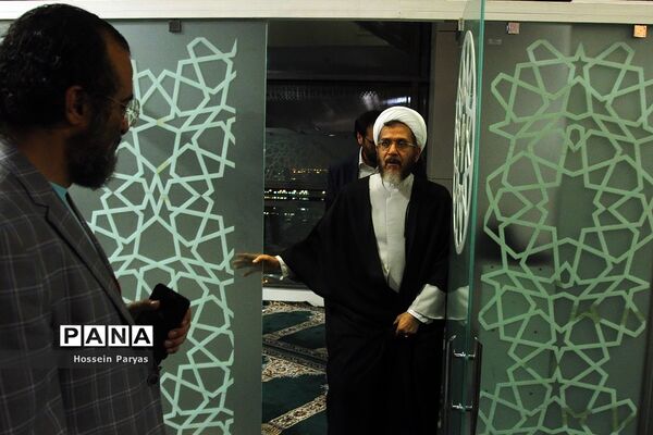 اولین روز سی و هفتمین جشنواره جهانی فیلم فجر