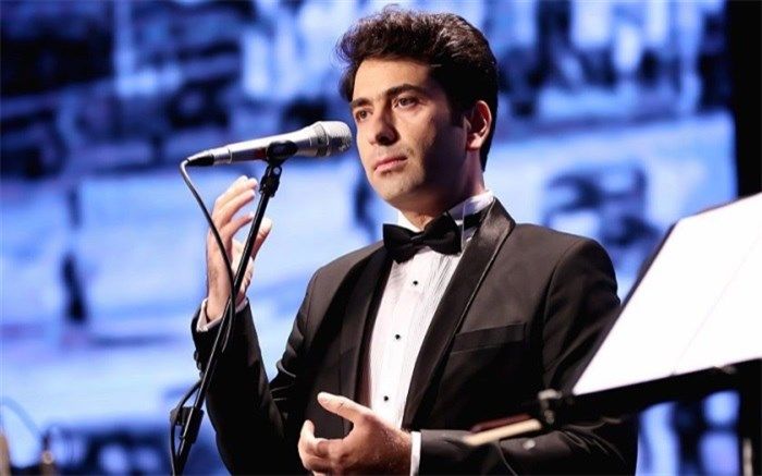 محمد معتمدی برای شهدای ایرباس می‌خواند