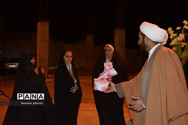 برپایی جشن میلاد در هیات صاحب الزمانی شهرستان خوسف