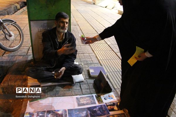 جشن و سرور مردم شیراز در شب میلاد حضرت مهدی (عج)