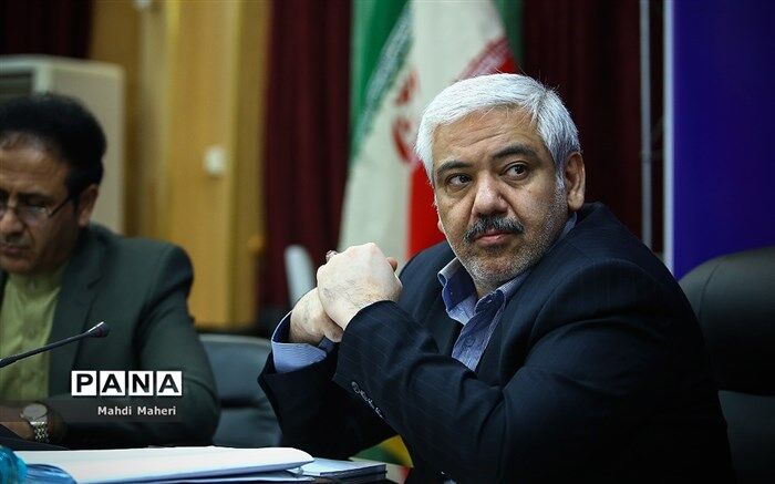 بخشنامه شناسایی افراد مشمول قانون استخدام نیروهای حق‌التدریس و نهضتی ابلاغ شد