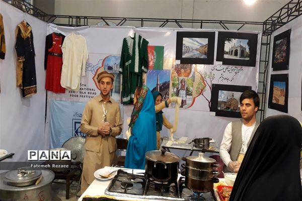 جشنواره بین المللی غذای اکو جاده ابریشم در زنجان