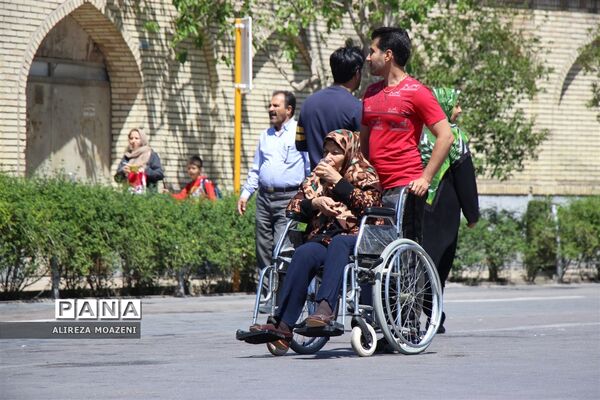 راهپیمایی بزرگ منتظران مهدی{عج} در شیراز