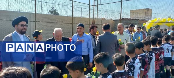 آیین افتتاح زمین چمن مصنوعی ورزشگاه مهر آموزش و پرورش فلاورجان