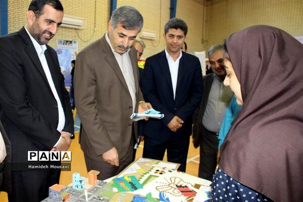 افتتاح نمایشگاه هفته معرفی مشاغل در بوشهر