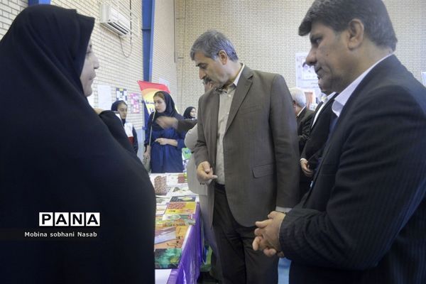 افتتاح نمایشگاه هفته معرفی مشاغل در بوشهر