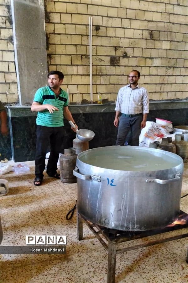 کمک‌رسانی کاروان خیرخواه مردم تهران در شهرستان کارون