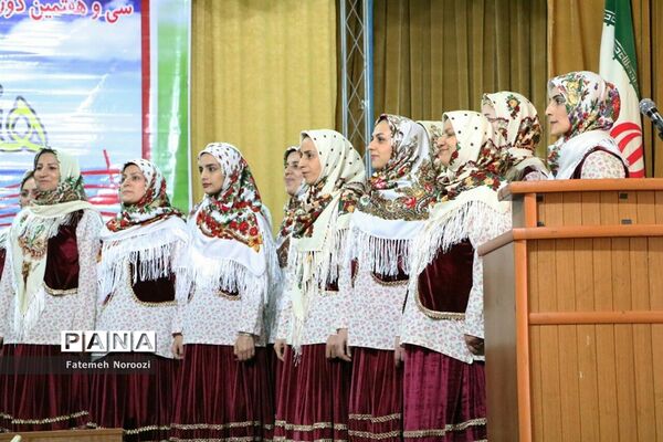 مسابقات هنرهای آوایی ویژه گروه همسرایان فرهنگی