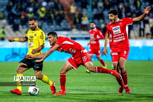 دیدارتیم‌های پرسپولیس و سپاهان