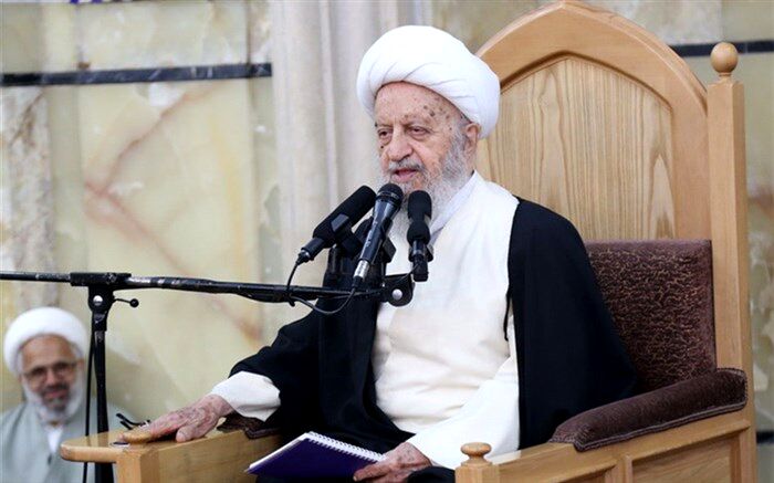 آیت الله مکارم اعدام 37 فعال مذهبی در عربستان را محکوم کرد