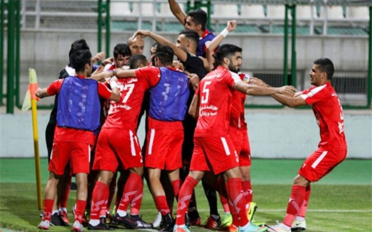 لیگ برتر ایران؛ پرسپولیس با هدیه یحیی و استقلال به جام نزدیک شد