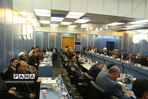 نشست هم‌اندیشی مدیران ستادی و استانی سازمان دانش‌آموزی