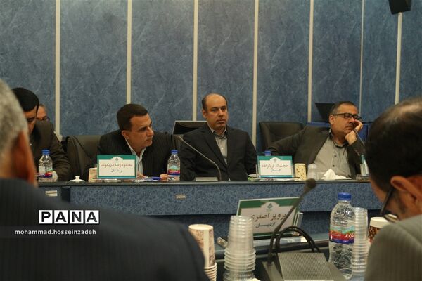 نشست هم‌اندیشی مدیران ستادی و استانی سازمان دانش‌آموزی
