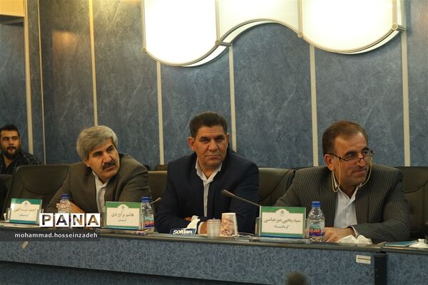 نشست هم‌اندیشی مدیران ستادی و استانی سازمان دانش‌آموزی
