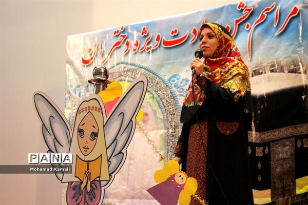 مراسم جشن عبادت دانش آموزان دختر مدارس ابتدایی شهرستان محلات
