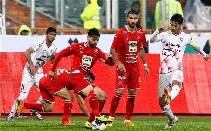 زمان برگزاری دیدار تراکتورسازی و پرسپولیس تغییر کرد