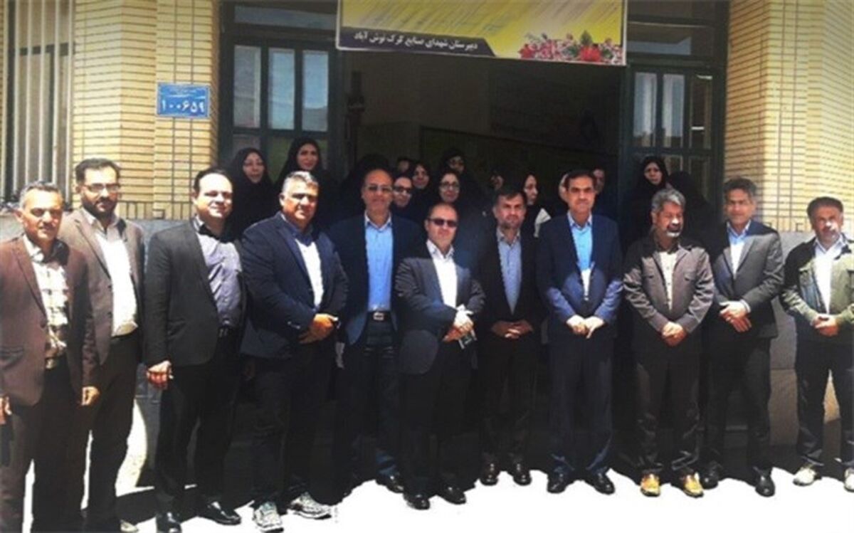 تاکید مدیر کل آموزش و پرورش اصفهان بر اصل مدرسه محوری وتفویض اختیار به مدیران مدارس