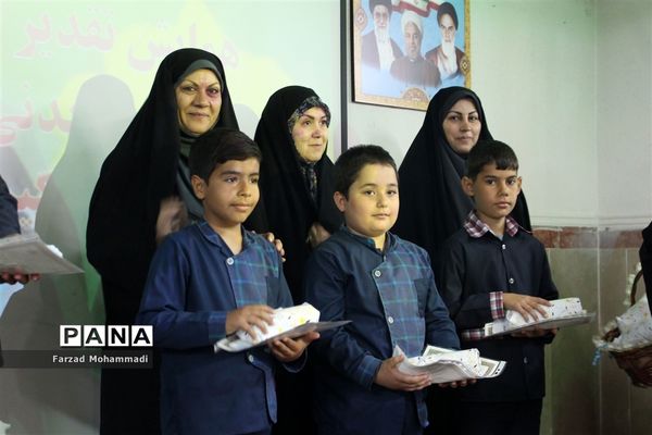 جشنواره سفیران سلامت و نوجوان سالم در چهاردانگه