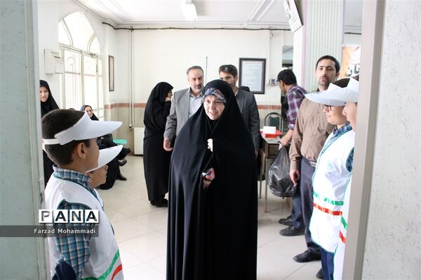 جشنواره سفیران سلامت و نوجوان سالم در چهاردانگه