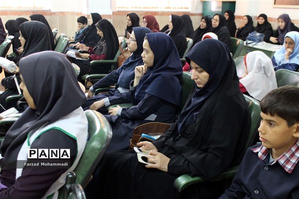 جشنواره سفیران سلامت و نوجوان سالم در چهاردانگه