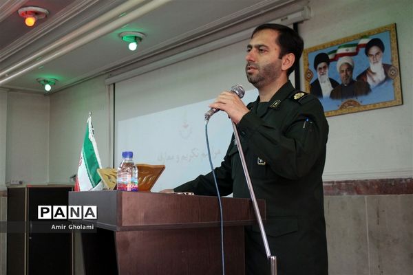 برگزاری مراسم تکریم و معارفه فرماندهان حوزه مقاومت بسیج دانش‌آموزی و فرهنگیان چهاردانگه