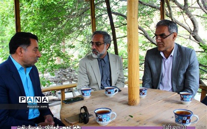 جلسه بررسی مشکلات تفرجگاه تامهر روستای اسلامیه شهرستان تفت