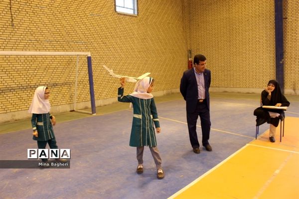 مسابقه گلایدر دانش‌آموزان و اولیاء در آبپخش