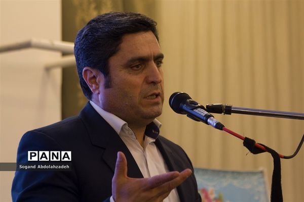 جشنواره خیرین مدرسه‌ساز و مدرسه‌یار در ساری