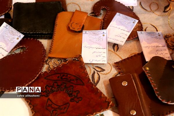 حس خوب زندگی؛ نمایشگاه دست سازه های دانش آموزان با نیازهای ویژه