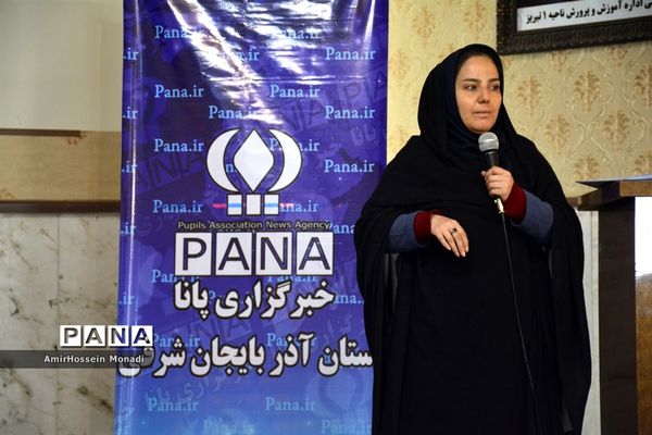 دوره آموزشی خبرنویسی و عکاسی دانش‌آموزان ناحیه یک تبریز