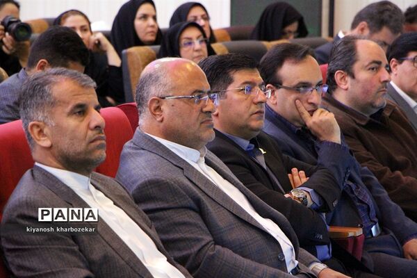 آیین اختتامیه سومین جشنواره سفیران سلامت آموزش و پرورش آذربایجان غربی