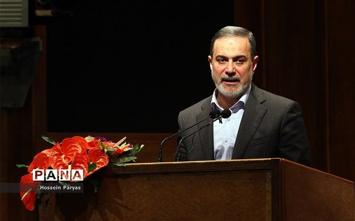 وزیر آموز‌ش‌وپرورش: ساختمان هیچ مدرسه‌ای بیمه نیست