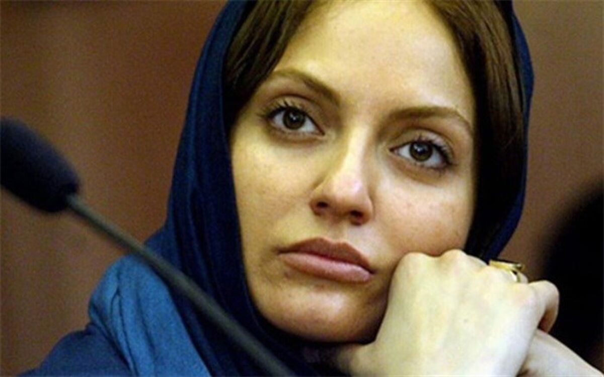 ماجرای توئیتری مهناز افشار؛ از ممنوع‌الخروج شدن تا تجمع معترضان مقابل منزل