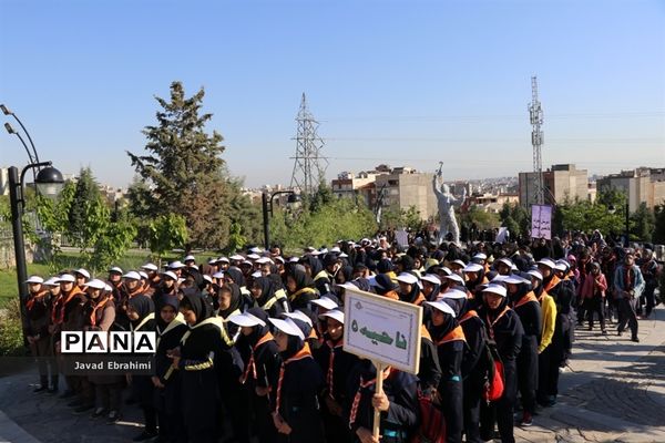 همایش بزرگ کوهپیمایی پیشتازان سازمان دانش‌آموزی خراسان رضوی-1
