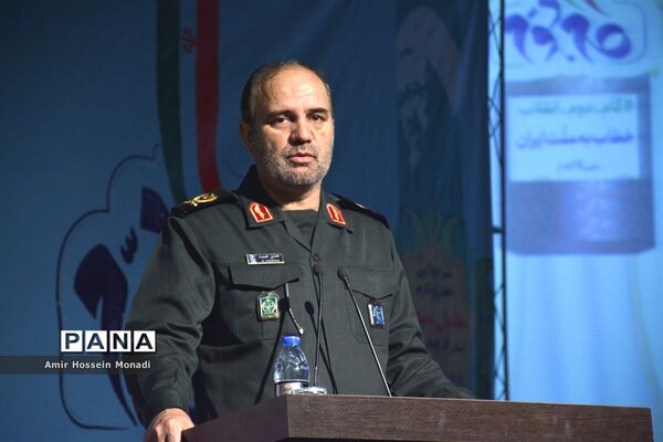 همایش  کشوری گام دوم انقلاب اسلامی در تالار معلم تبریز