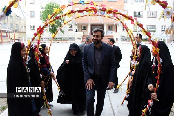 جشنواره  خیرین مدرسه ساز چهاردانگه