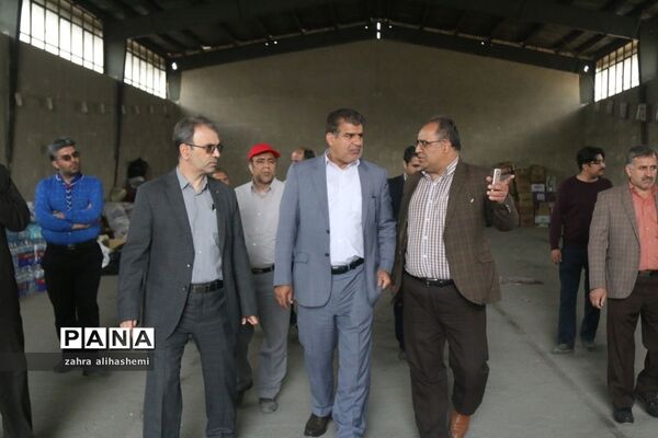 ارسال کمک های غیرنقدی به مناطق سیل زده باحضور مدیرکل آموزش و پرورش تهران
