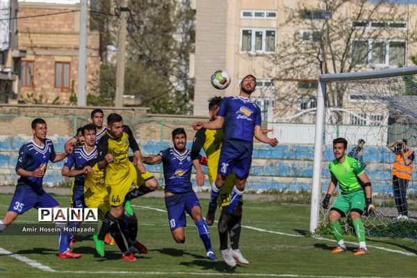 دیدار تیم‌های نود ارومیه و ملوان انزلی